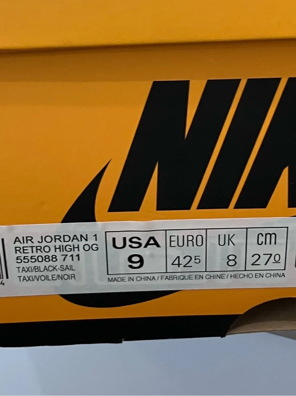 Air Jordan 1 Retro High Taxi Size 9